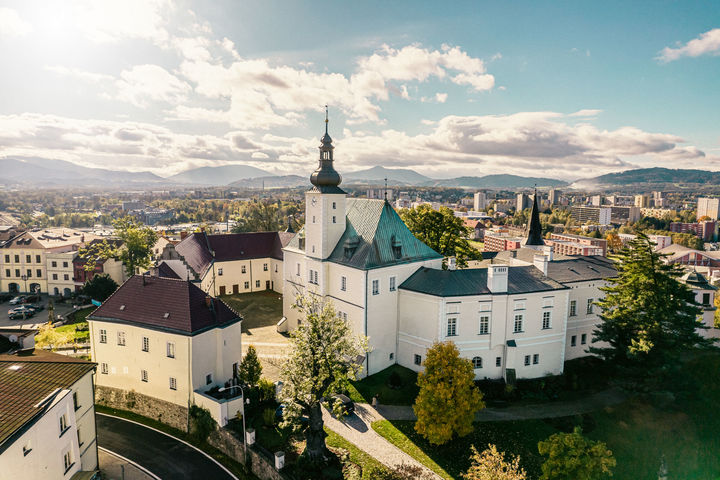 Pohled na frýdecký zámek, kulturní památka, dominanta města Frýdek-Místek