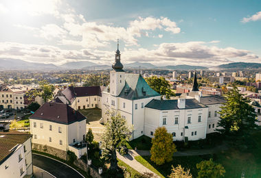 Pohled na frýdecký zámek, kulturní památka, dominanta města Frýdek-Místek